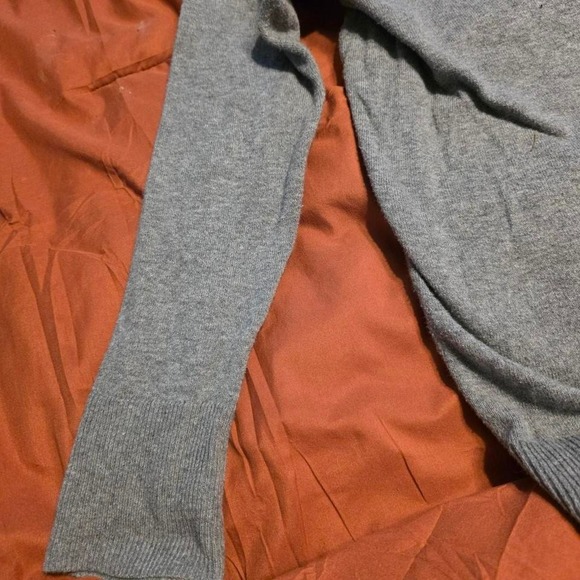 Merona Gray Button - Picture 3 of 7